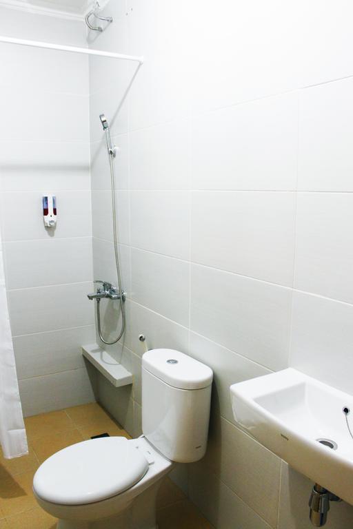 말레오산 인 마나도 호텔 외부 사진